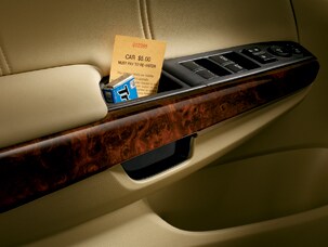 DOOR POCKET (part number:)