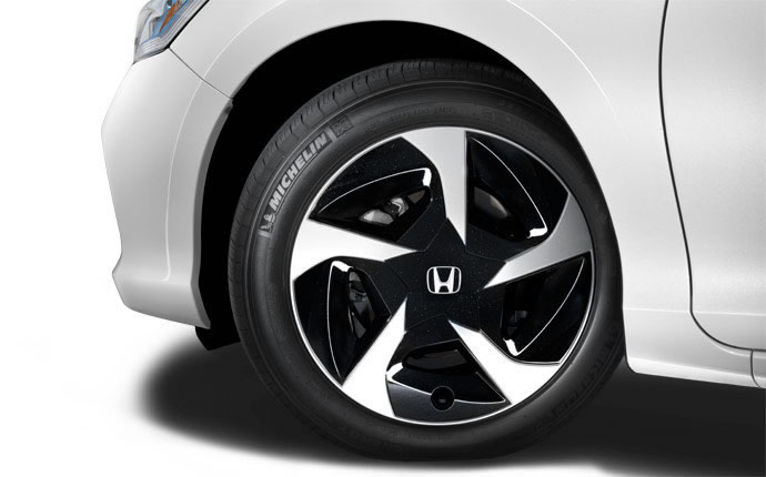 Exterior Photo of 2014 Honda Accord Plug-In