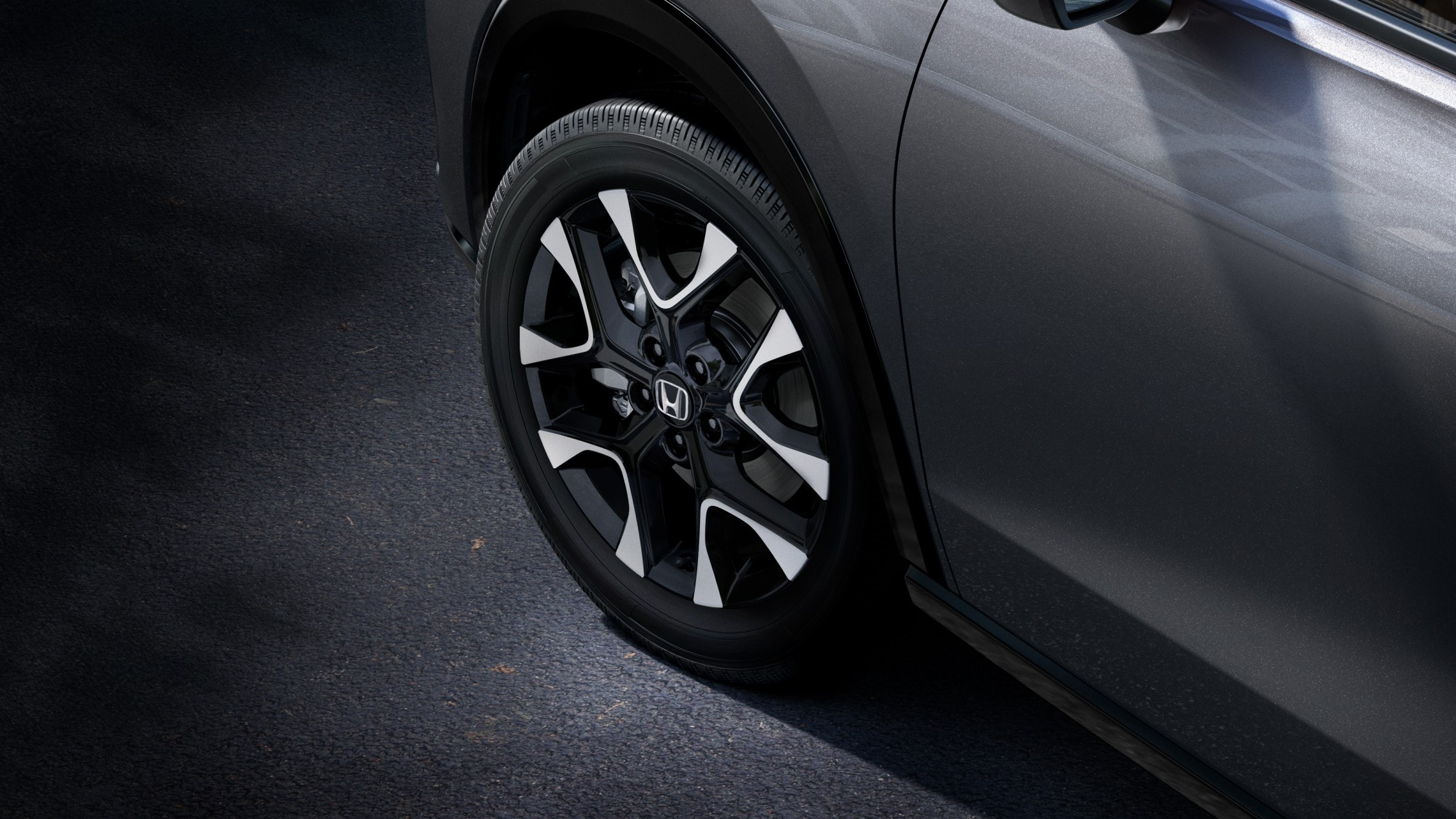 Honda HR-V 18-inch alloy wheels